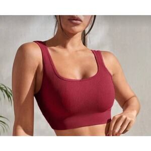 Women's Ribbed Support Sport Bra Sleeveless Maroon Size Large NWOT